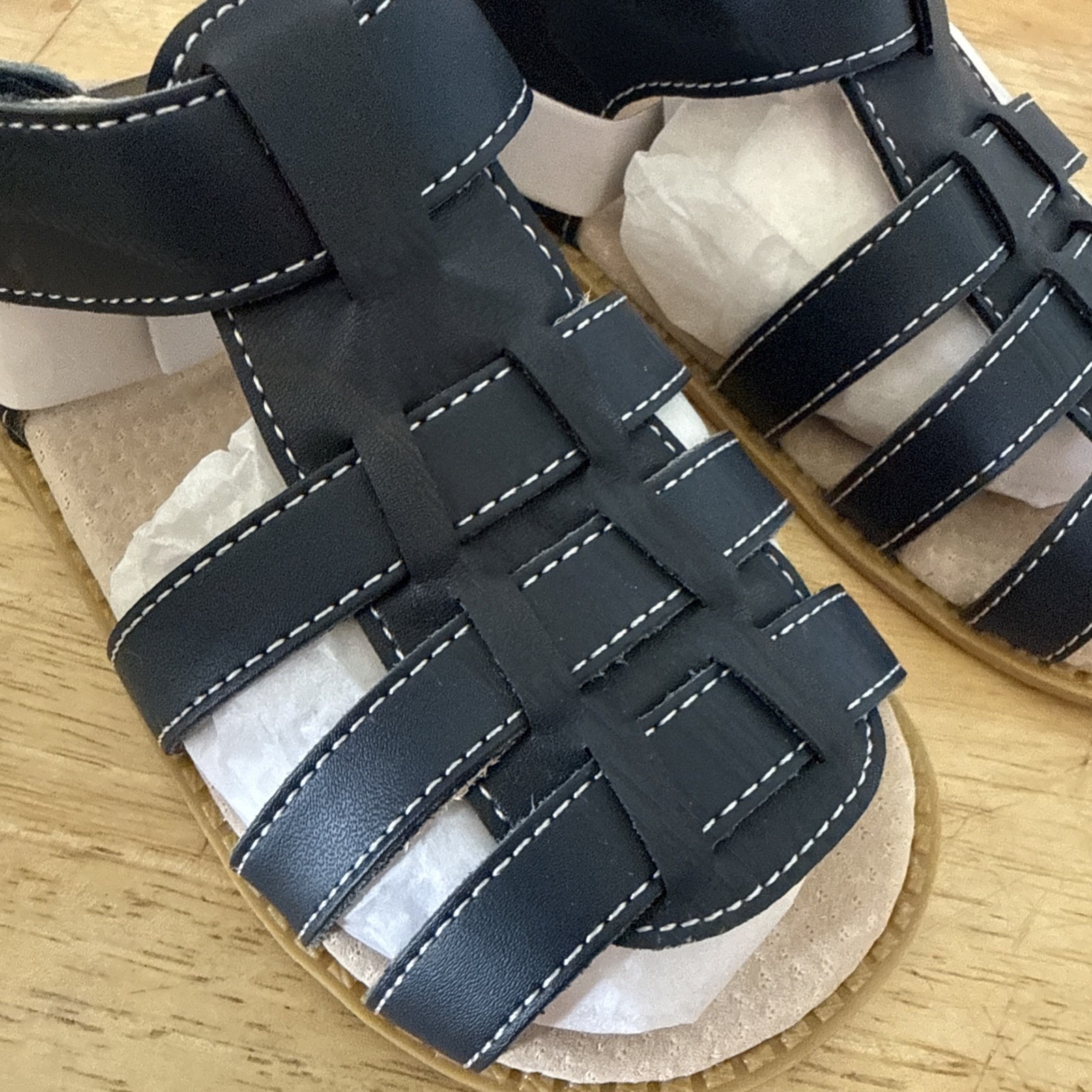 Livie And Luca Boys Size 12 Finn Navy Classic Smooth Leather Fisherman Sandals — image 3 of 8